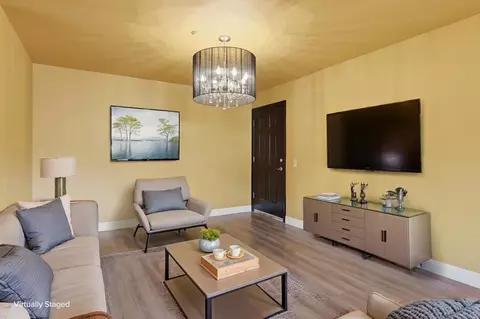 Living - 615 Fredricks Ave #89, Oceanside, CA 92058 photo 1 of 8