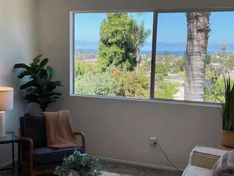 155 Rosebay Dr #2, Encinitas, CA 92024 photo 3