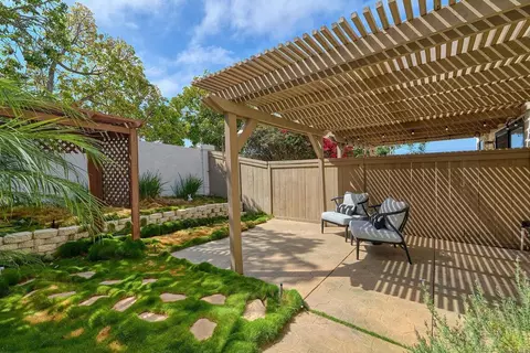 6926 Peach Tree Rd, Carlsbad, CA 92011 photo 8