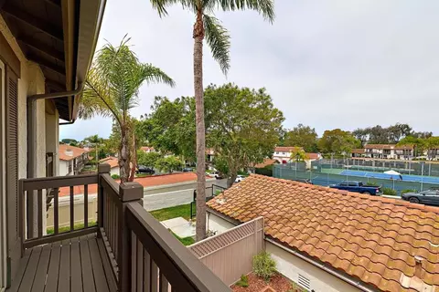 6926 Peach Tree Rd, Carlsbad, CA 92011 photo 18