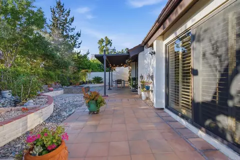 Exterior - 2343 Nicklaus Dr, Oceanside, CA 92056 photo 4 of 4