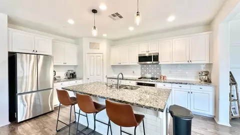 35646 Asturian Way, Fallbrook, CA 92028 photo 2