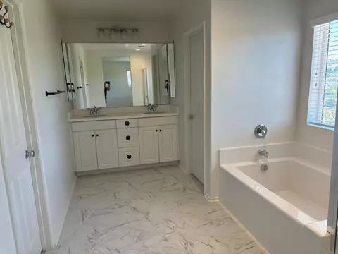 35646 Asturian Way, Fallbrook, CA 92028 photo 13