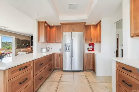 Kitchen - 2668 Sugarpine Ln, Fallbrook, CA 92028 photo 6 of 6