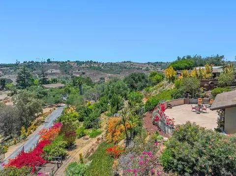 Exterior - 2668 Sugarpine Ln, Fallbrook, CA 92028 photo 8 of 8