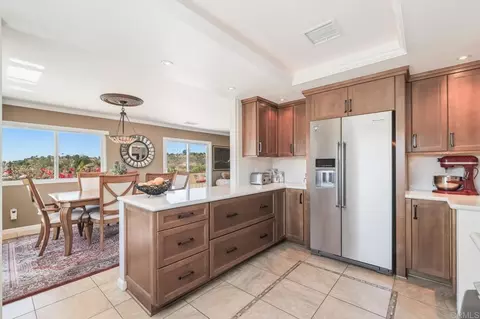 Kitchen - 2668 Sugarpine Ln, Fallbrook, CA 92028 photo 1 of 6