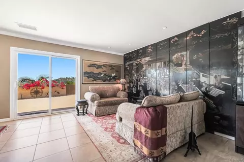 Living - 2668 Sugarpine Ln, Fallbrook, CA 92028 photo 2 of 3