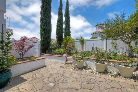 Exterior - 4710 Majorca Way, Oceanside, CA 92056 photo 5 of 12