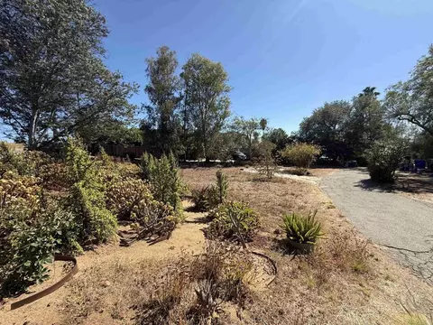 231 S Stage Coach Ln, Fallbrook, CA 92028 photo 5