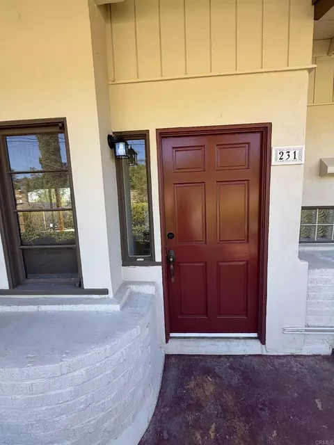 231 S Stage Coach Ln, Fallbrook, CA 92028 photo 4
