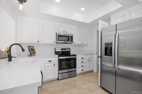 4784 Galicia Way, Oceanside, CA 92056 photo 6