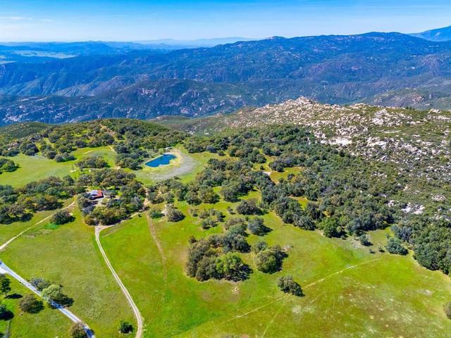 25258 Black Canyon Rd, Santa Ysabel, CA 92070
