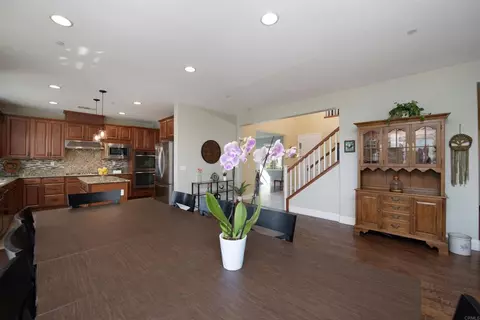 Dining - 5611 Spanish Horse, Oceanside, CA 92057 photo 3 of 4