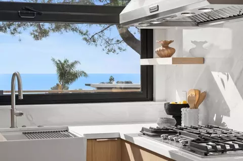Kitchen - 2133 Cordero Rd, Del Mar, CA 92014 photo 1 of 3