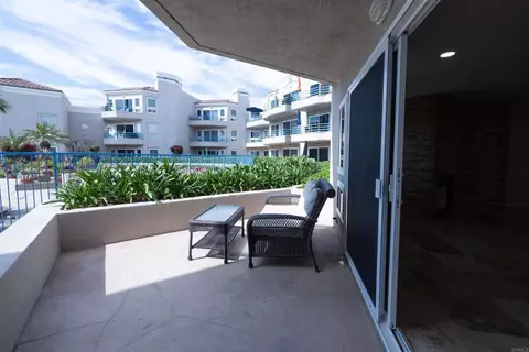 Exterior - 400 N Pacific St #111, Oceanside, CA 92054 photo 2 of 3