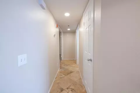 Entry Way - 400 N Pacific St #111, Oceanside, CA 92054 photo 2 of 2