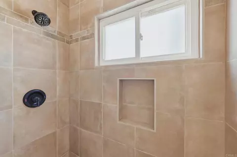 Bath - 311 Eaton St, Oceanside, CA 92054 photo 2 of 2