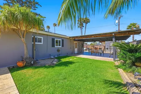 Exterior - 311 Eaton St, Oceanside, CA 92054 photo 4 of 15