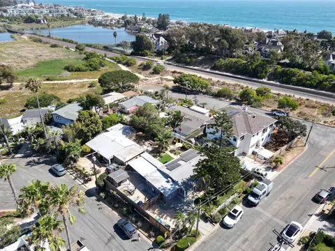 View/Area - 311 Eaton St, Oceanside, CA 92054 photo 2 of 7