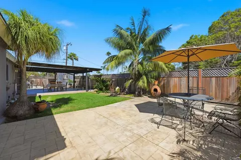 Exterior - 311 Eaton St, Oceanside, CA 92054 photo 2 of 15