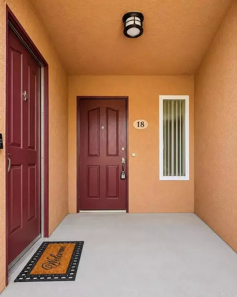 Entry Way - 502 Calle Montecito #18, Oceanside, CA 92057 photo 2 of 2