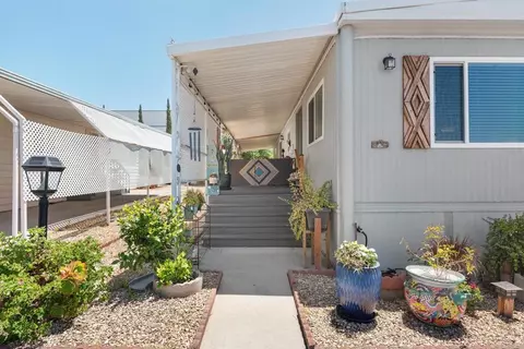 1010 E Bobier #17, Vista, CA 92084 photo 5