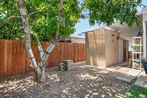 1010 E Bobier #17, Vista, CA 92084 photo 40