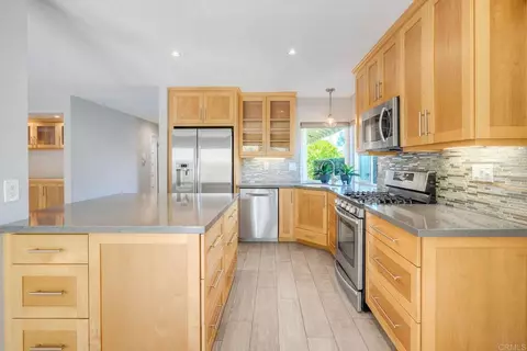 Kitchen - 4210 Dawn Ln, Oceanside, CA 92056 photo 1 of 4
