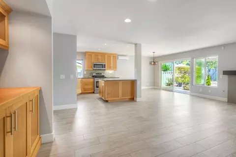Living - 4210 Dawn Ln, Oceanside, CA 92056 photo 8 of 9
