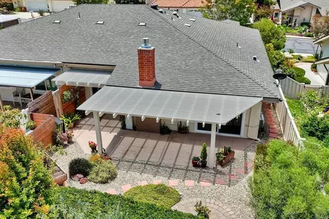 Exterior - 4210 Dawn Ln, Oceanside, CA 92056 photo 7 of 11