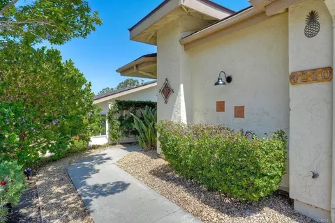 Exterior - 4210 Dawn Ln, Oceanside, CA 92056 photo 1 of 11