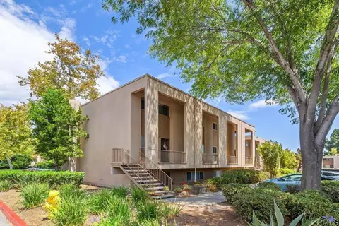 5700 Baltimore Dr #25, La Mesa, CA 91942 photo 2