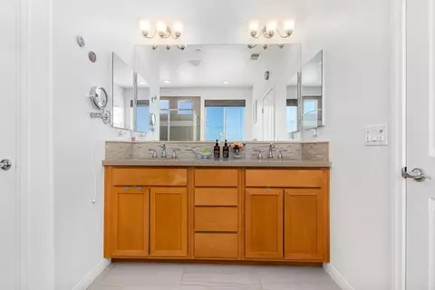 Bath - 22952 Stokes Rd, Ramona, CA 92065 photo 3 of 4