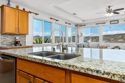 Kitchen - 22952 Stokes Rd, Ramona, CA 92065 photo 4 of 6