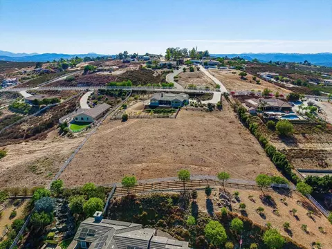 View/Area - 22952 Stokes Rd, Ramona, CA 92065 photo 7 of 11