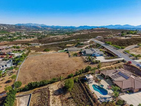 View/Area - 22952 Stokes Rd, Ramona, CA 92065 photo 9 of 11