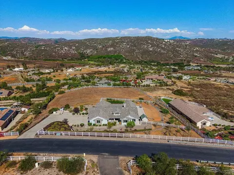 View/Area - 22952 Stokes Rd, Ramona, CA 92065 photo 10 of 11