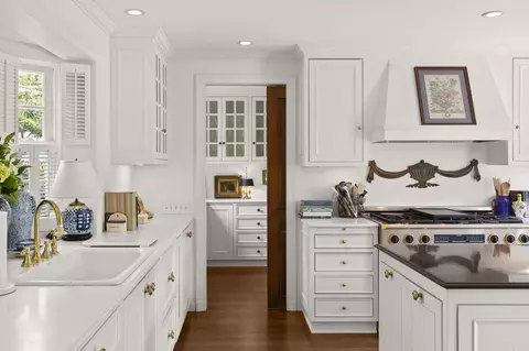 Kitchen - 7716 Lookout Dr, La Jolla, CA 92037 photo 4 of 4