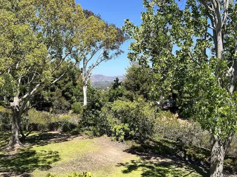 Exterior - 1976 Fairlee Dr, Encinitas, CA 92024 photo 1 of 8