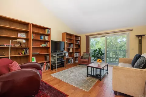 Living - 1976 Fairlee Dr, Encinitas, CA 92024 photo 2 of 3