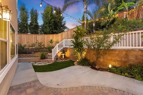 Exterior - 2285 Hillyer St, Carlsbad, CA 92008 photo 6 of 11