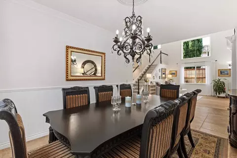 Dining - 2285 Hillyer St, Carlsbad, CA 92008 photo 2 of 2