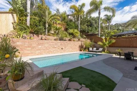 Exterior - 2285 Hillyer St, Carlsbad, CA 92008 photo 6 of 14