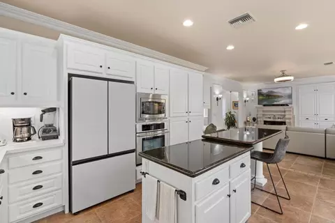 Kitchen - 2285 Hillyer St, Carlsbad, CA 92008 photo 5 of 5