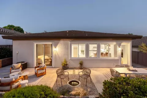 1050 Alexandra Ln, Encinitas, CA 92024 photo 3