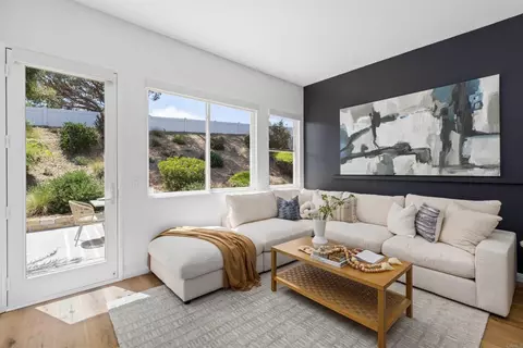 1050 Alexandra Ln, Encinitas, CA 92024 photo 10