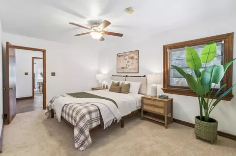 Bedroom - 916 Sunset Dr, Vista, CA 92081 photo 2 of 8