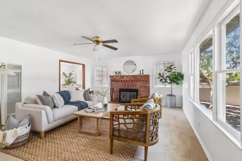 Living - 916 Sunset Dr, Vista, CA 92081 photo 1 of 4