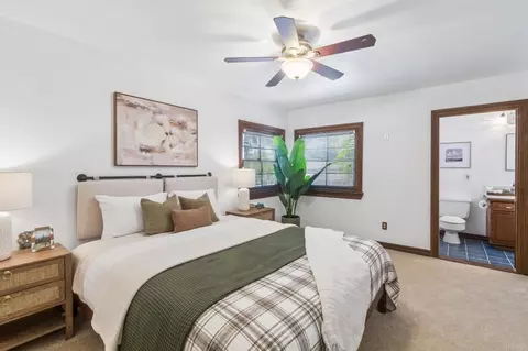 Bedroom - 916 Sunset Dr, Vista, CA 92081 photo 1 of 8
