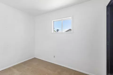 Bedroom - 916 Sunset Dr, Vista, CA 92081 photo 6 of 8
